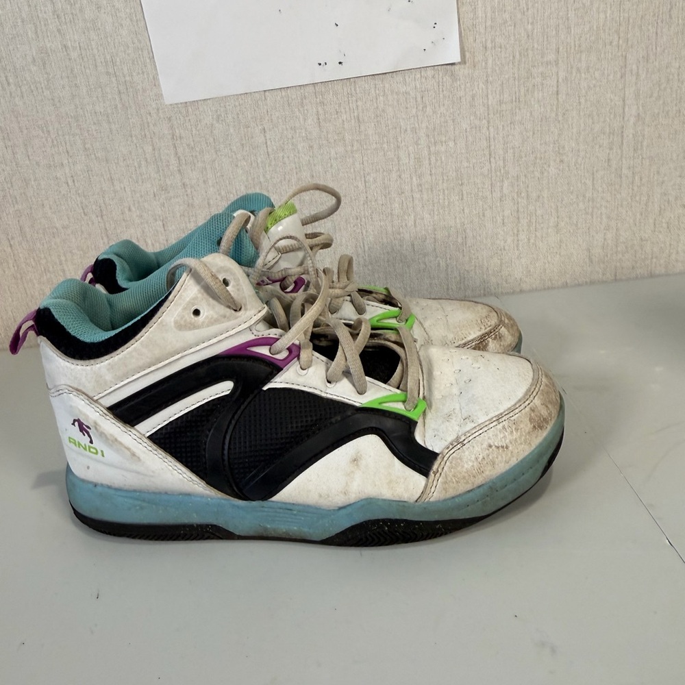 AND1 Kids White and Black Sneakers with Blue Accents